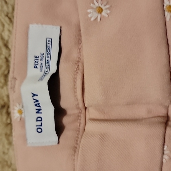 Old Navy Pink Skinny Pants with Floral Embroidery - Picture 3 of 11